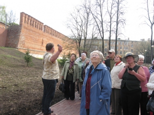 Клуб Отрада у стен Смоленского кремля